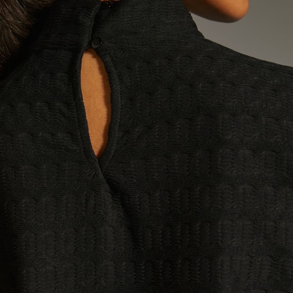 NWT Ruffled top - Picture 5 of 6